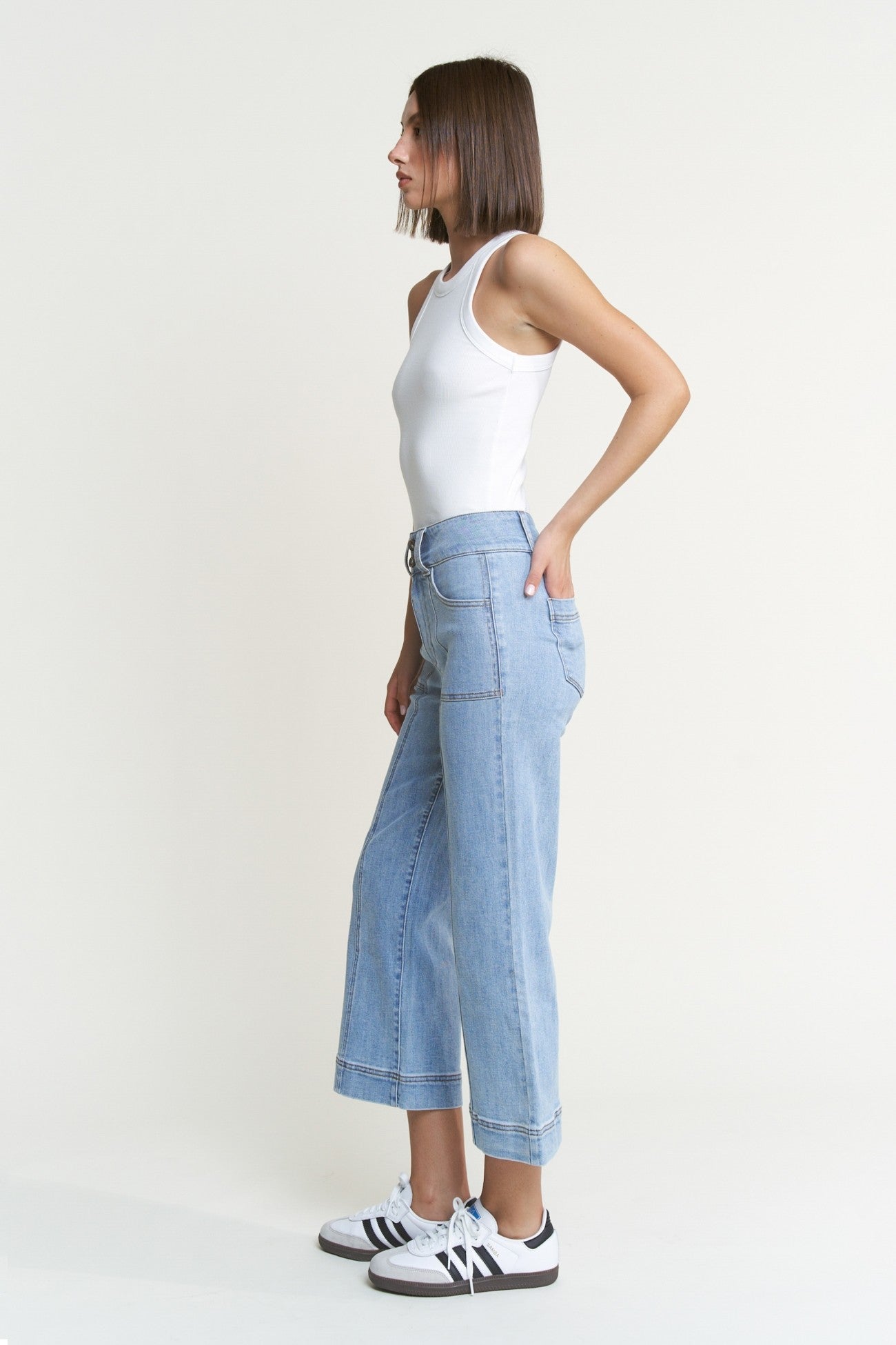 Mica Jane Wide Leg Crop Jeans