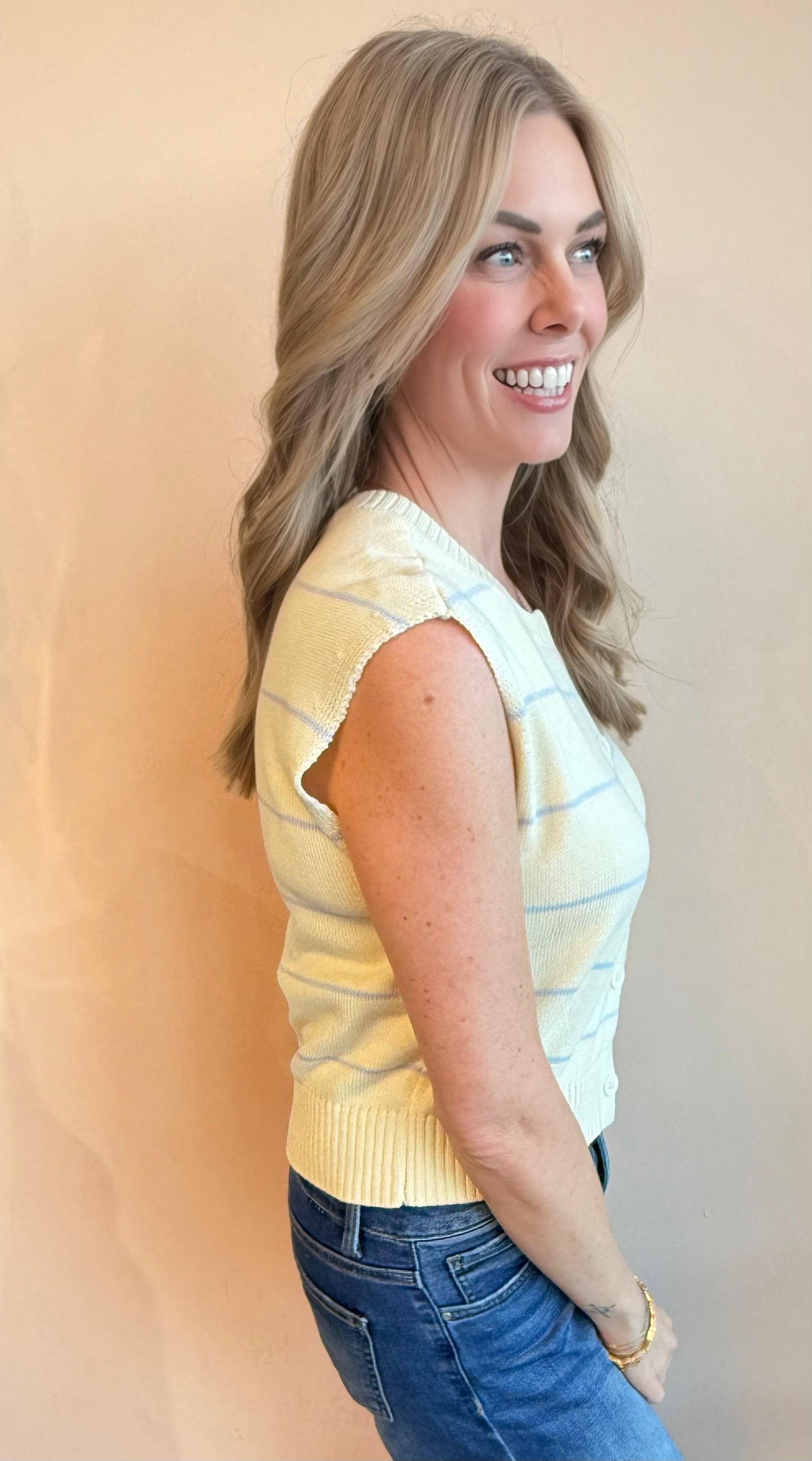 Hydrangea Sleeveless Sweater