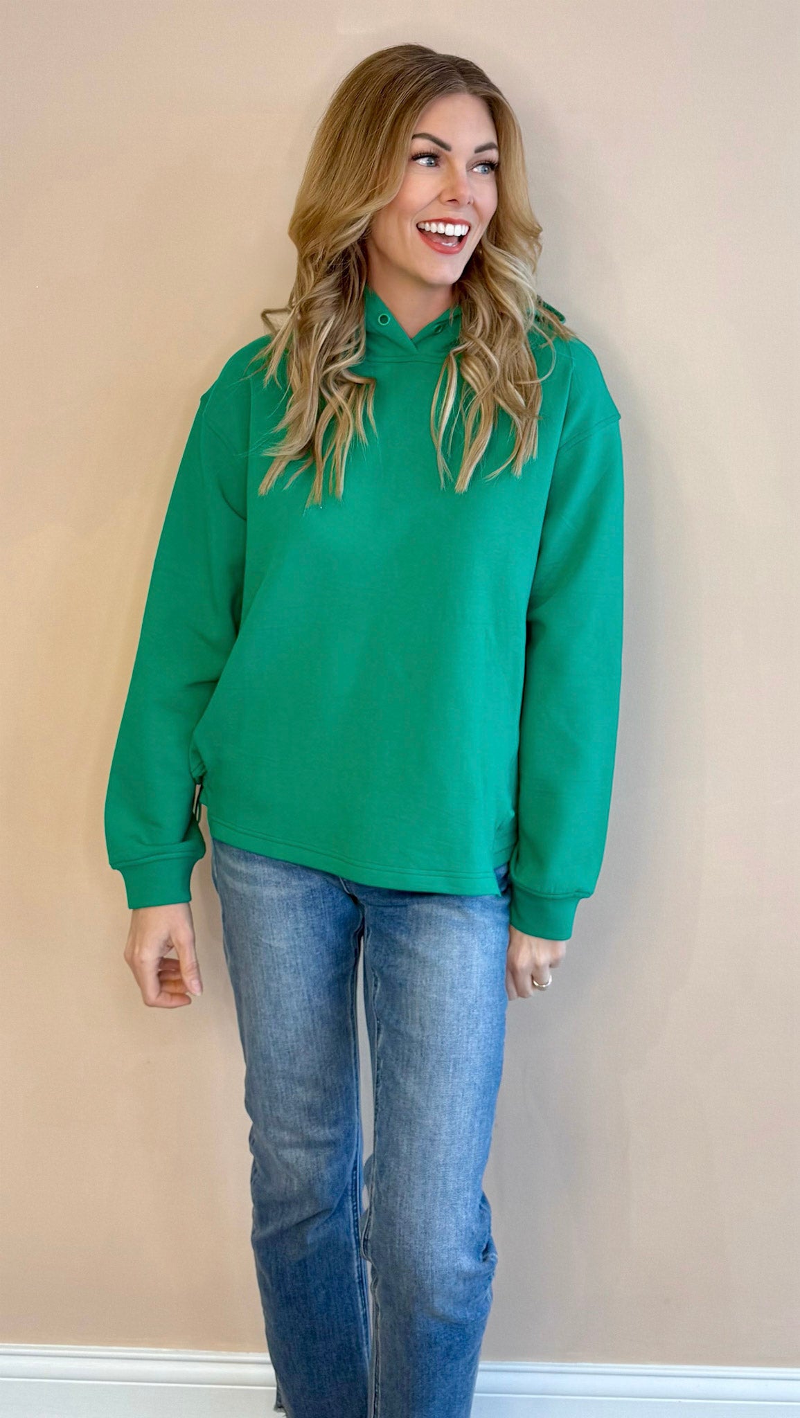 Lillie Luxy Scuba Pullover