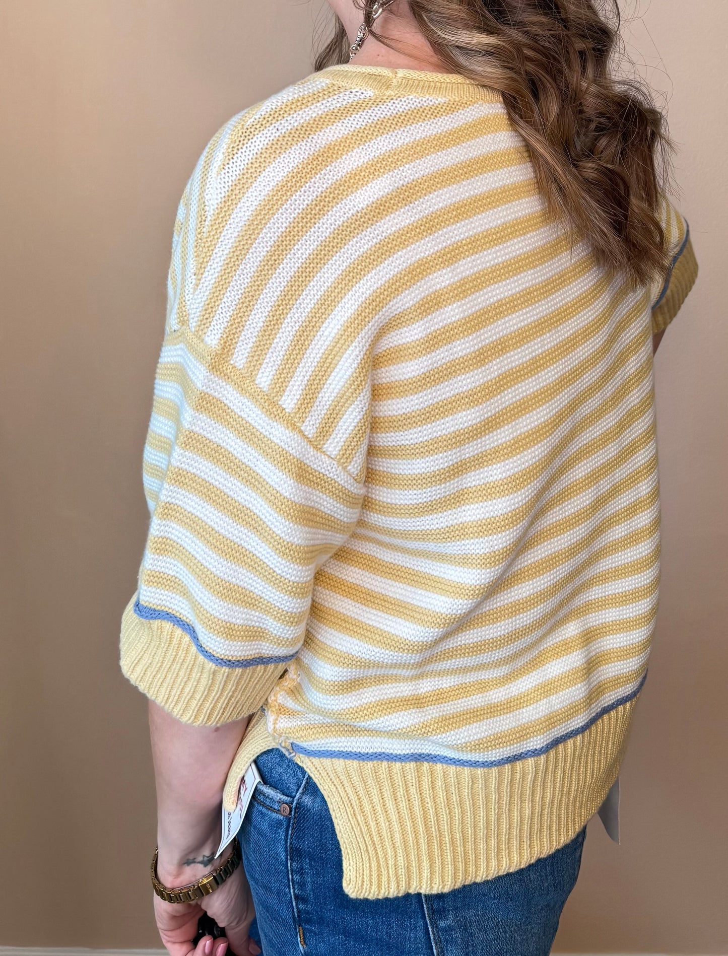 Fresh Air Feelings Striped Sweater