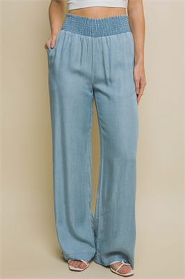 Sunny Escape Chambray Pant