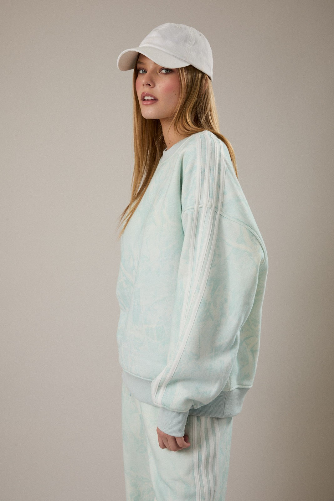 Getaway Stripe Sweatshirt